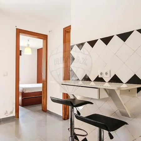 Front Beach Terrace Figueira Flat *